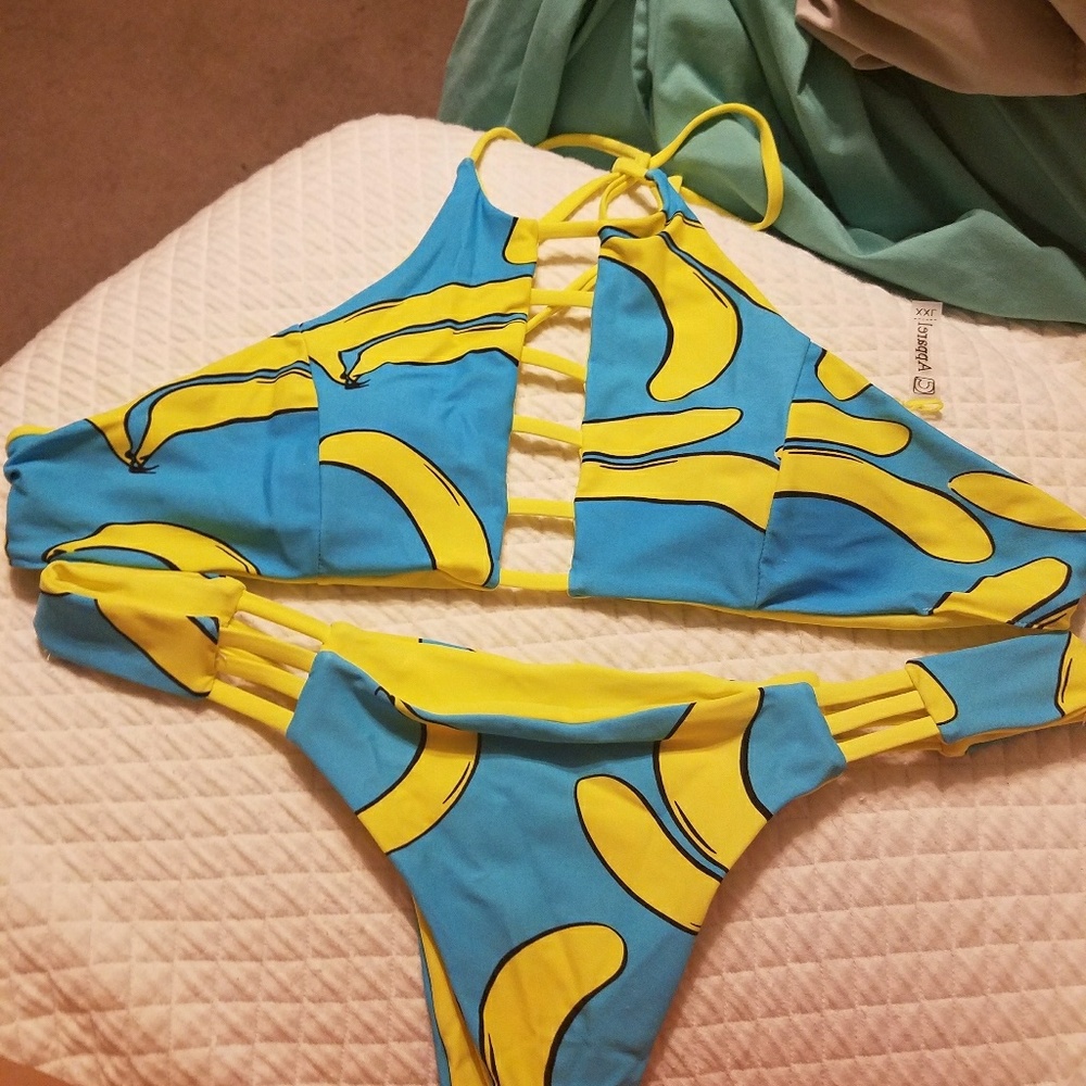 Swim suit